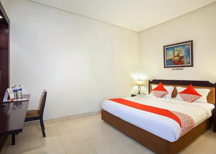 Deluxe Queen Suite